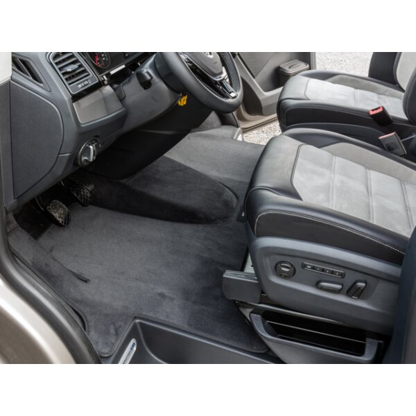 Tappetino Auto In Velluto Per Lato Guida Anteriore Sinistro - Compatibile Con BMW Serie 1 E81 E82 E87 E88 - Colore Nero
